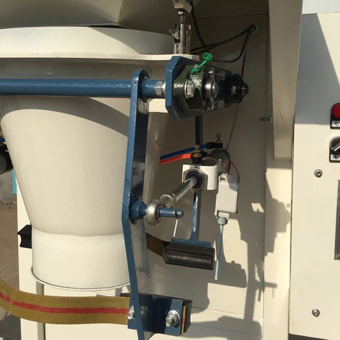 Weighing Filling Sealing Machine (2)