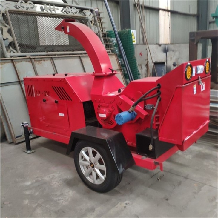 Gasoline Engine 600-800kg/h Wood Chipper