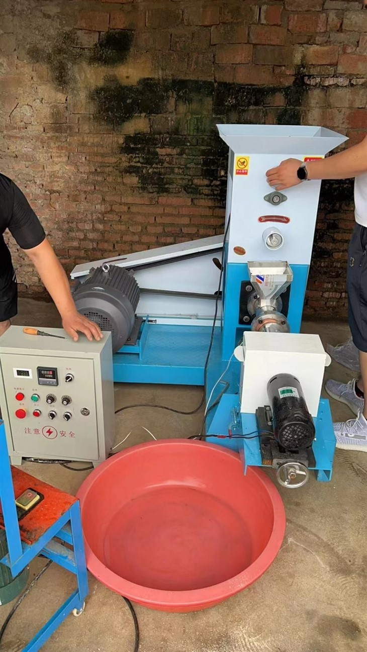 Professional-Grade Floating Feed Extruder For Sale