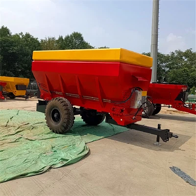 Penyebar baja haiwan sepenuhnya automatik